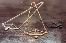 Load image into Gallery viewer, The Bow necklace